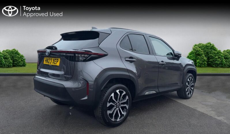 Used Toyota Yaris Cross 1.5 VVT-h Design SUV 5dr Petrol Hybrid E-CVT Euro 6 (s/s) (116 ps) full