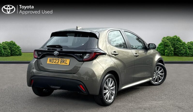 Used Toyota Yaris 1.5 VVT-h Icon E-CVT Euro 6 (s/s) 5dr full