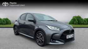 Used Toyota Yaris 1.5 VVT-h Design E-CVT Euro 6 (s/s) 5dr
