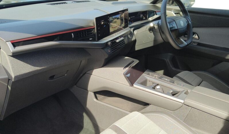 Used Vauxhall Grandland 73kWh Ultimate Auto 5dr full