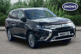 Used Mitsubishi Outlander 2.4h TwinMotor 13.8kWh 4h CVT 4WD Euro 6 (s/s) 5dr