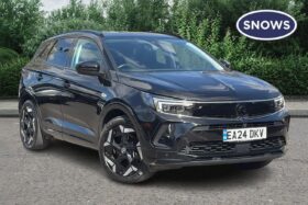 Used Vauxhall Grandland 1.6 14.2kWh GSe Auto AWD Euro 6 (s/s) 5dr