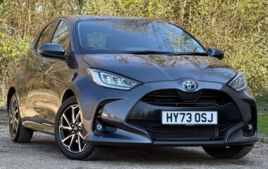 Used Toyota Yaris 1.5 VVT-h Design Hatchback 5dr Petrol Hybrid E-CVT Euro 6 (s/s) (116 ps)