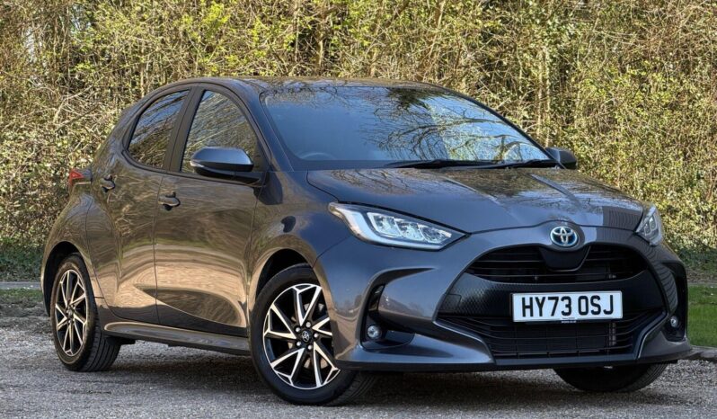 Used Toyota Yaris 1.5 VVT-h Design Hatchback 5dr Petrol Hybrid E-CVT Euro 6 (s/s) (116 ps) full