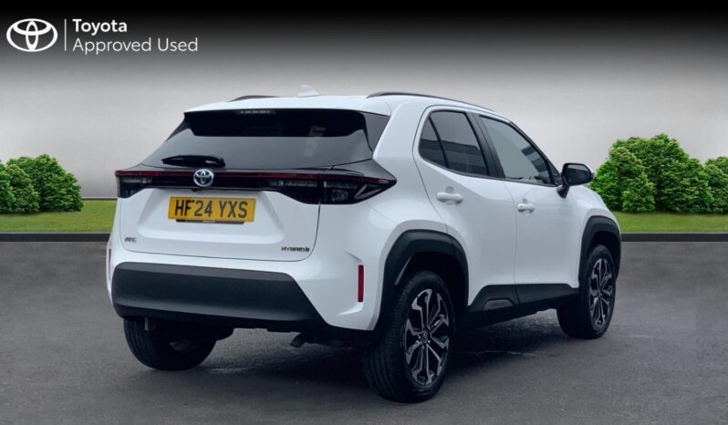 Used Toyota Yaris Cross 1.5 VVT-h Design E-CVT Euro 6 (s/s) 5dr full