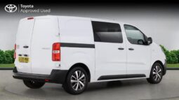 Used Toyota Proace 2.0D Icon Premium Medium Crew Van Double Cab 6dr Diesel Manual MWB Euro 6 (6 Seat) (145 ps) full