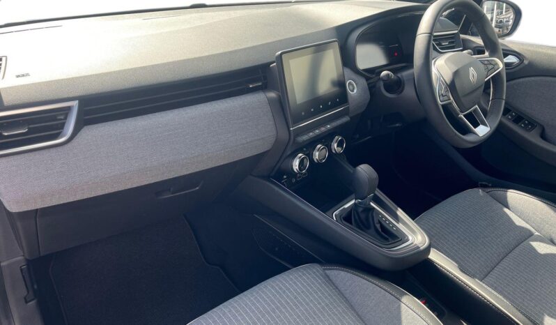 Used Renault Clio 1.6 E-TECH techno Auto Euro 6 (s/s) 5dr full