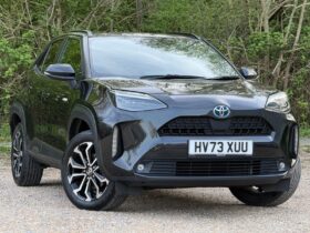 Used Toyota Yaris Cross 1.5 VVT-h Design SUV 5dr Petrol Hybrid E-CVT Euro 6 (s/s) (116 ps)