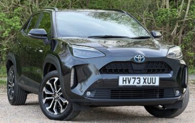 Used Toyota Yaris Cross 1.5 VVT-h Design SUV 5dr Petrol Hybrid E-CVT Euro 6 (s/s) (116 ps)