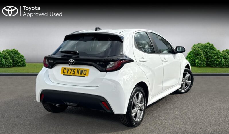 Used Toyota Yaris 1.5 VVT-h Icon E-CVT Euro 6 (s/s) 5dr full