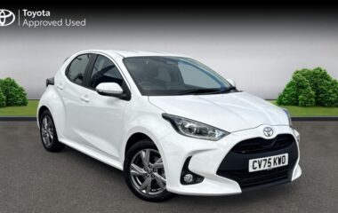 Used Toyota Yaris 1.5 VVT-h Icon E-CVT Euro 6 (s/s) 5dr