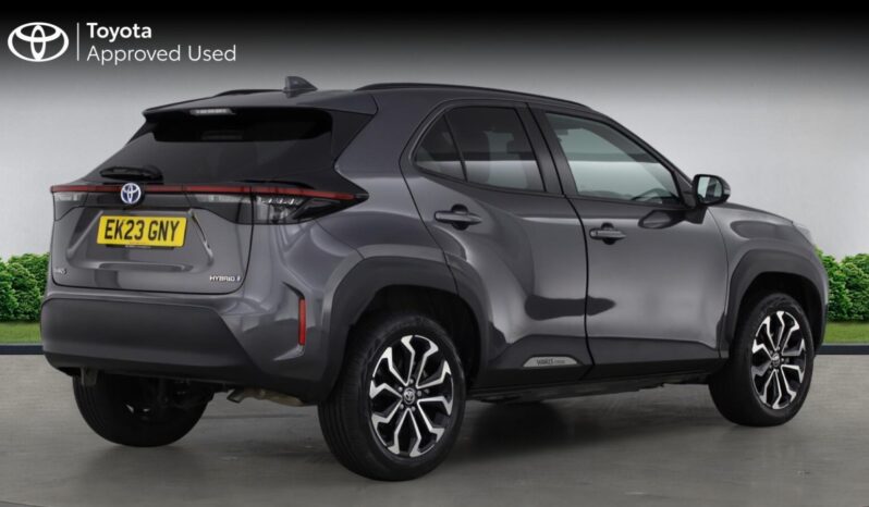 Used Toyota Yaris Cross 1.5 VVT-h Design E-CVT Euro 6 (s/s) 5dr full