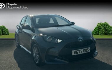 Used Toyota Yaris 1.5 VVT-h Icon E-CVT Euro 6 (s/s) 5dr