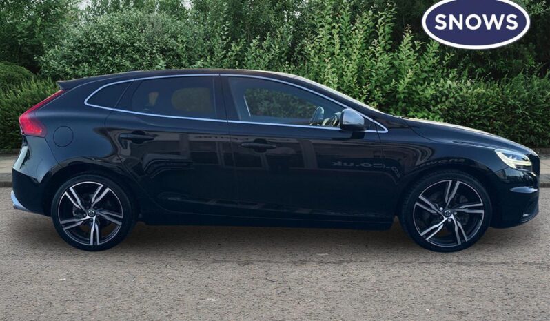 Used Volvo V40 1.5 T3 R-Design Edition Auto Euro 6 (s/s) 5dr full