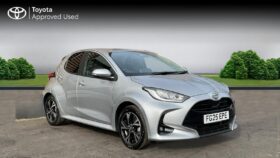Used Toyota Yaris 1.5 VVT-h Design E-CVT Euro 6 (s/s) 5dr
