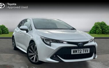 Used Toyota Corolla 1.8 VVT-h Design Hatchback 5dr Petrol Hybrid CVT Euro 6 (s/s) (140 ps)