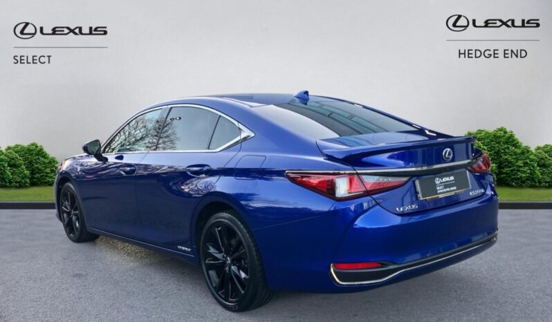 Used Lexus ES 2.5 300h F Sport Saloon 4dr Petrol Hybrid E-CVT Euro 6 (s/s) (218 ps) full