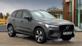 Used Volvo XC60 Plus, T6 AWD Plug-in hybrid, Electric/Petrol, Dark