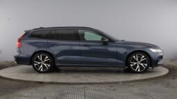 Used Volvo V60 Recharge R-Design, T6 AWD plug-in hybrid full
