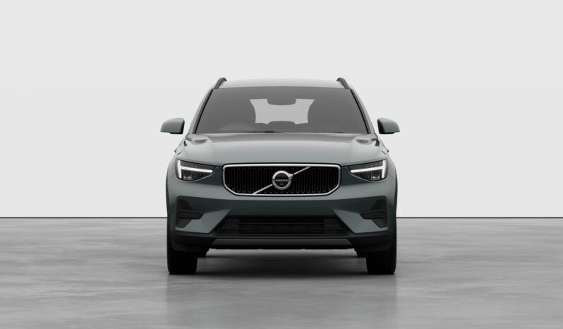 Used Volvo XC40 Core full