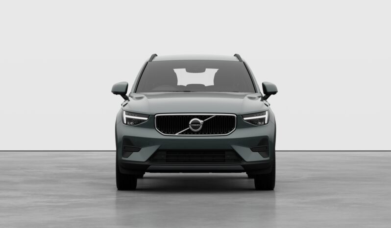 Used Volvo XC40 Core full