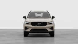 Used Volvo XC40 Plus Pro full