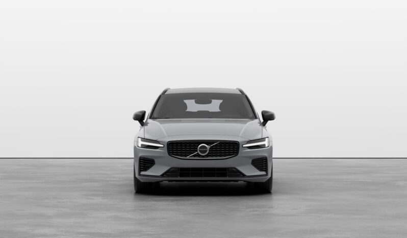 Used Volvo V60 Plus full