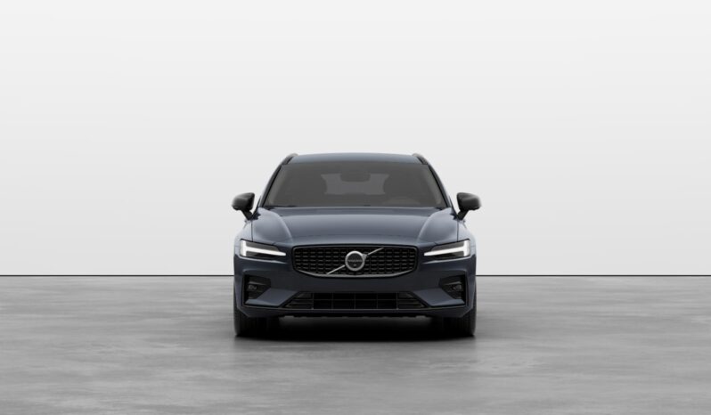 Used Volvo V60 Plus full
