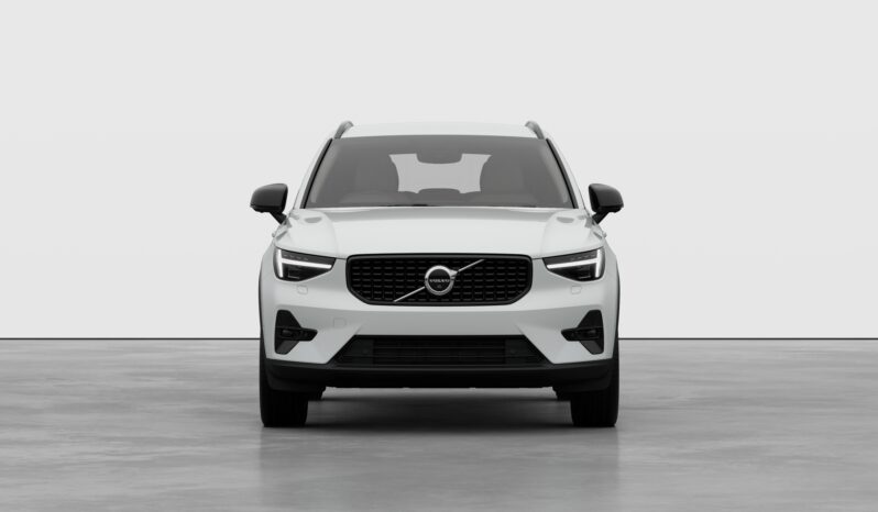 Used Volvo XC40 Plus Pro full