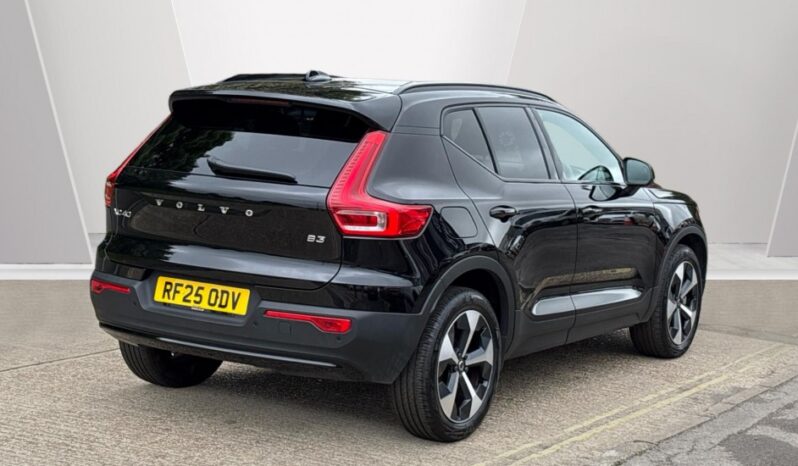 Used Volvo XC40 Plus, B3 Mild hybrid, Petrol, Dark full