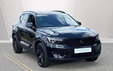 Used Volvo XC40 Black Edition Plus, B3 Mild hybrid, Petrol