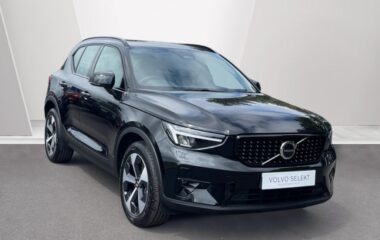 Used Volvo XC40 Plus, B4 Mild hybrid, Petrol, Dark