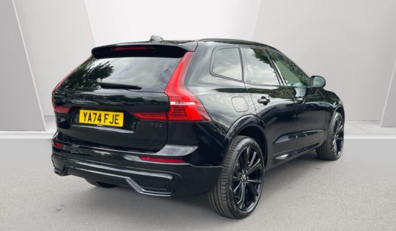 Used Volvo XC60 Black Edition Plus, B5 AWD Mild hybrid, Petrol full