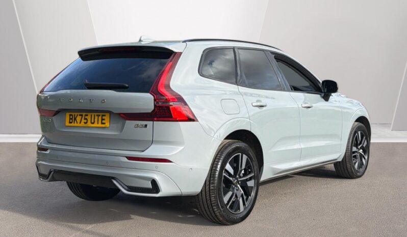 Used Volvo XC60 Plus, B5 AWD Mild hybrid, Petrol, Dark full