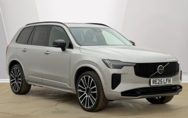Used Volvo XC90 Ultra, T8 AWD Plug-in hybrid, Electric/Petrol, Dark, 7 Seats