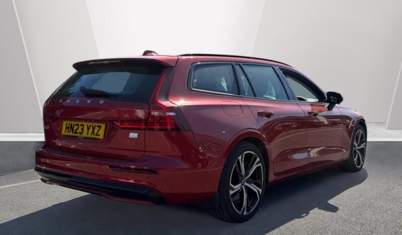 Used Volvo V60 Recharge Plus, T6 AWD plug-in hybrid, Electric/Petrol, Dark full