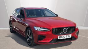 Used Volvo V60 Recharge Plus, T6 AWD plug-in hybrid, Electric/Petrol, Dark