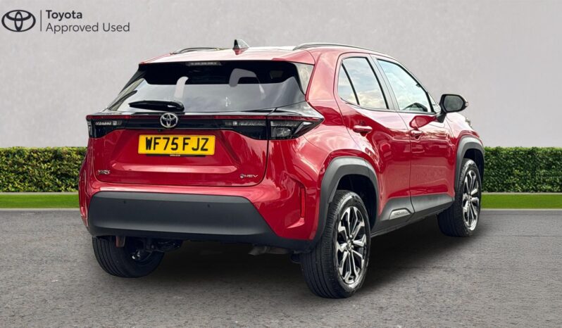 Used Toyota Yaris Cross 1.5 VVT-h Design E-CVT Euro 6 (s/s) 5dr full