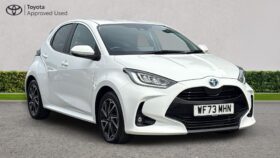 Used Toyota Yaris 1.5 VVT-h Design E-CVT Euro 6 (s/s) 5dr