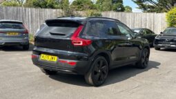 Used Volvo XC40 Black Edition Plus, B3 Mild hybrid, Petrol full