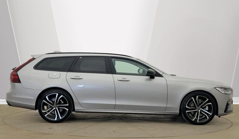 Used Volvo V90 Ultra, T8 AWD Plug-in hybrid, Electric/Petrol, Dark full