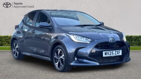 Used Toyota Yaris 1.5 VVT-h Design E-CVT Euro 6 (s/s) 5dr