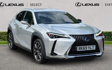 Used Lexus UX 2.0 250h Takumi E-CVT E-FOUR Euro 6 (s/s) 5dr