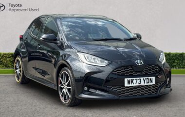 Used Toyota Yaris 1.5 VVT-h GR SPORT E-CVT Euro 6 (s/s) 5dr