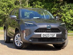 Used Toyota Yaris Cross 1.5 VVT-h Icon SUV 5dr Petrol Hybrid E-CVT Euro 6 (s/s) (116 ps)