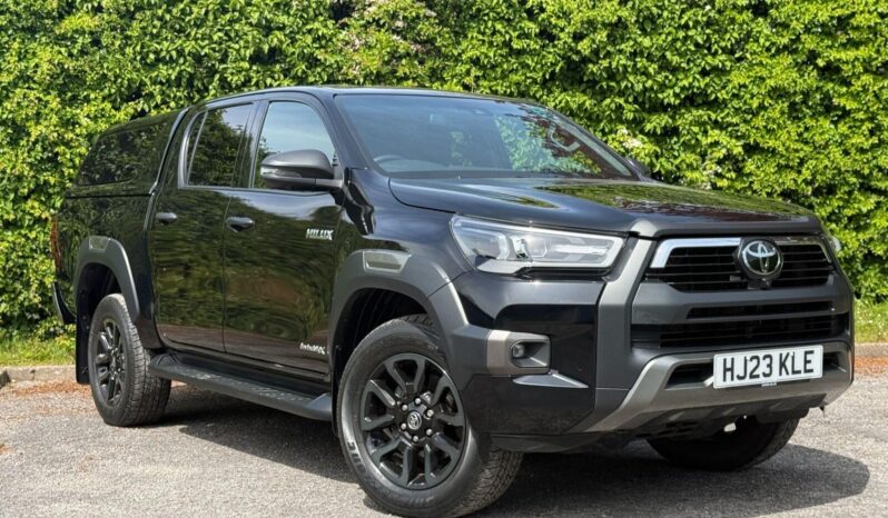 Used Toyota Hilux 2.8 D-4D Invincible X Pickup Double Cab 4dr Diesel Auto 4WD Euro 6 (s/s) (204 ps) full