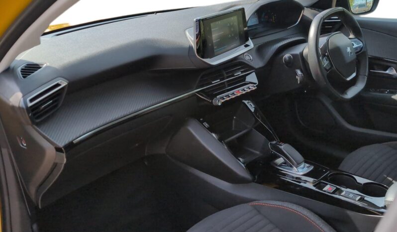 Used Peugeot 208 50kWh Allure Auto 5dr full