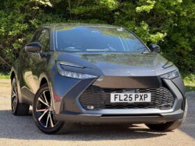 Used Toyota CHR 1.8 VVT-h Design SUV 5dr Petrol Hybrid CVT Euro 6 (s/s) (140 ps)