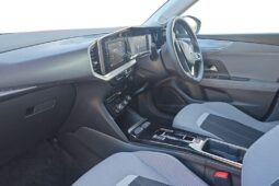 Used Vauxhall Mokka 50kWh Design Auto 5dr full