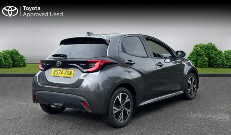 Used Toyota Yaris 1.5 VVT-h Design E-CVT Euro 6 (s/s) 5dr full